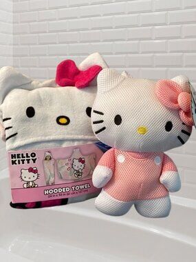 Hello Kitty Hooded Towel & Plush Bath Toy